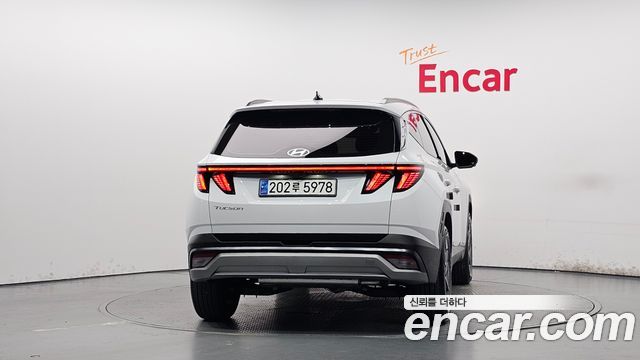 Hyundai Tucson (NX4) Gasoline 1.6 Turbo 2WD Inspiration 2024 — фото 4