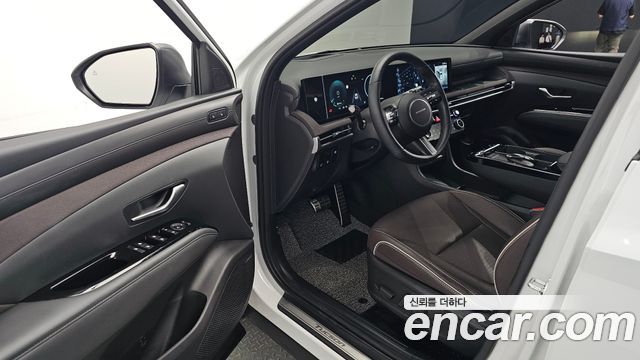 Hyundai Tucson (NX4) Gasoline 1.6 Turbo 2WD Inspiration 2024 — фото 11