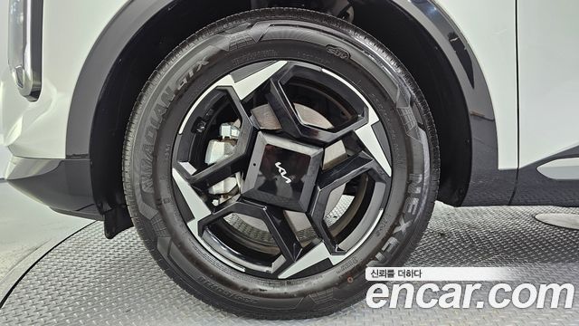 Kia Sportage (V) Gasoline 1.6 Turbo 2WD Signature 2025 — фото 5