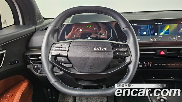 Kia Sportage (V) Gasoline 1.6 Turbo 2WD Signature 2025 — фото 13
