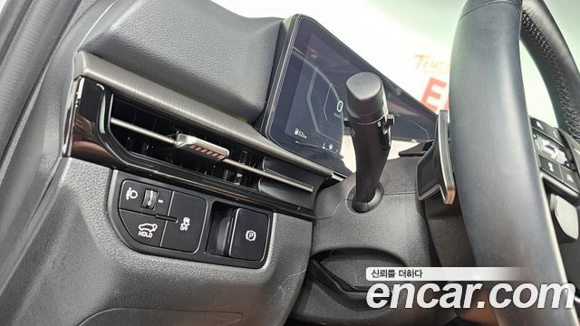Kia Sportage (V) Gasoline 1.6 Turbo 2WD Signature 2025 — фото 19
