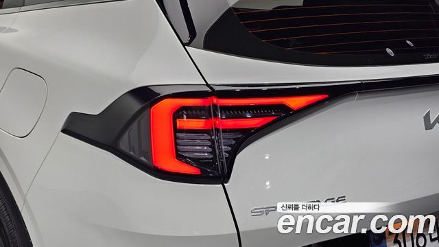 Kia Sportage (V) Gasoline 1.6 Turbo 2WD Signature 2025 — фото 23