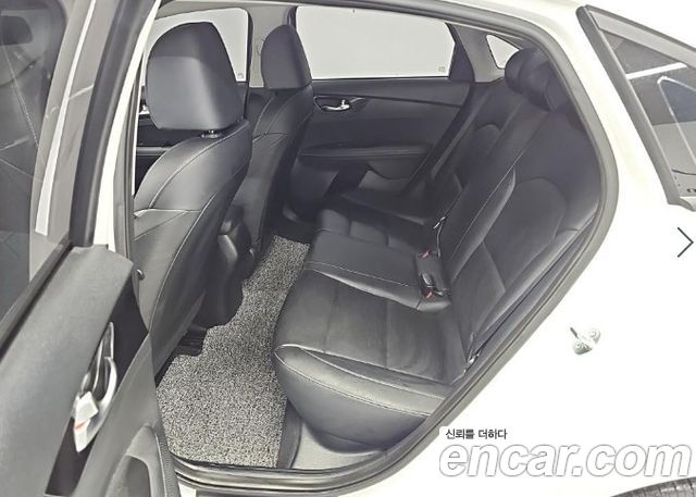 Kia K3 (II) 1.6 Prestige 2024 — фото 17