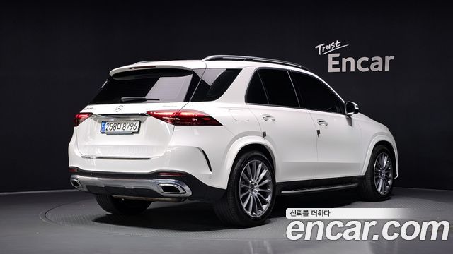 Mercedes-Benz GLE-Class (W167) GLE450 4MATIC 2024 — фото 2