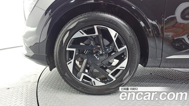 Kia Sportage (V) Gasoline 1.6 Turbo 2WD Nobleless 2022 — фото 5