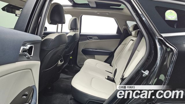 Kia Sportage (V) Gasoline 1.6 Turbo 2WD Nobleless 2022 — фото 11