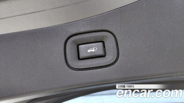 Renault Korea QM6 2.0 GDe RE Signature 2WD 2023 — фото 16