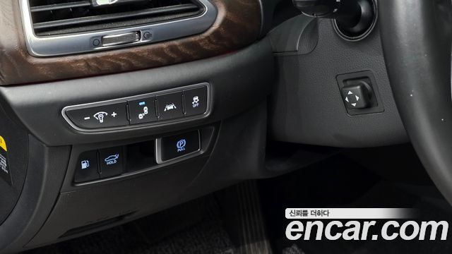 Genesis G90 3.8 AWD Prestige 2019 — фото 13