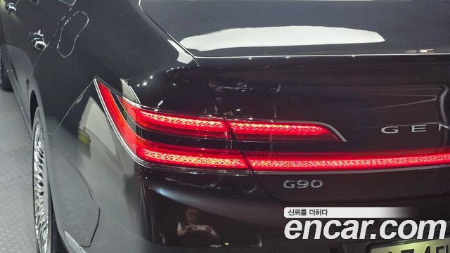 Genesis G90 3.8 AWD Prestige 2019 — фото 23