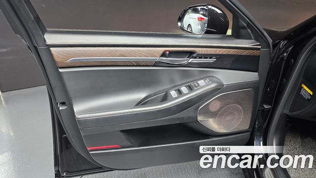 Genesis G90 3.8 AWD Prestige 2019 — фото 24