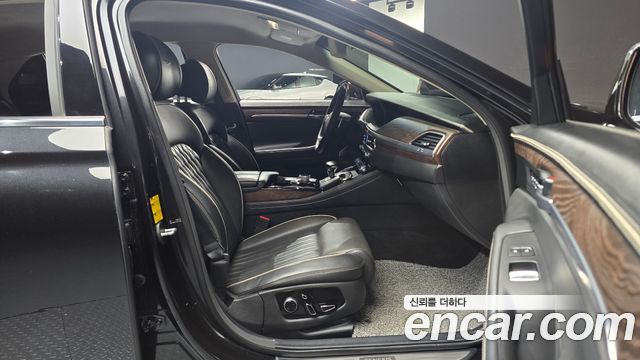Genesis G90 3.8 AWD Prestige 2019 — фото 26