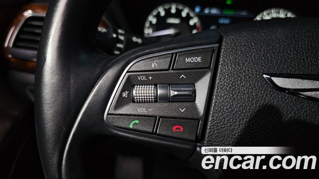 Genesis EQ900 3.3 T-GDI AWD Prestige 2016 — фото 17