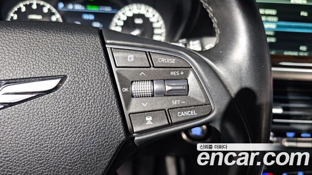 Genesis EQ900 3.3 T-GDI AWD Prestige 2016 — фото 18
