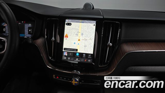 Volvo XC60 (II) B5 Ultimate Bright 2024 — фото 17