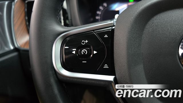 Volvo XC60 (II) B5 Ultimate Bright 2024 — фото 19