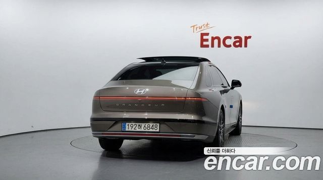 Hyundai Grandeur (GN7) 2,5 Gasoline 2WD Exclusive 2023 — фото 4