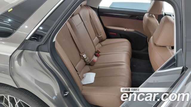 Hyundai Grandeur (GN7) 2,5 Gasoline 2WD Exclusive 2023 — фото 11