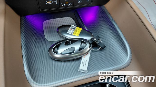 Hyundai Grandeur (GN7) 2,5 Gasoline 2WD Exclusive 2023 — фото 16