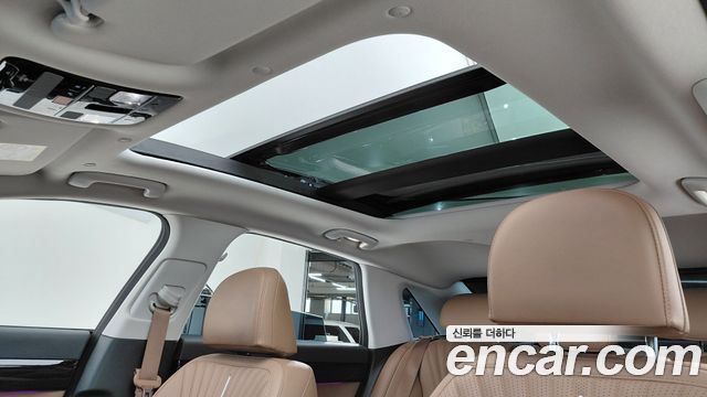 Hyundai Grandeur (GN7) 2,5 Gasoline 2WD Exclusive 2023 — фото 17