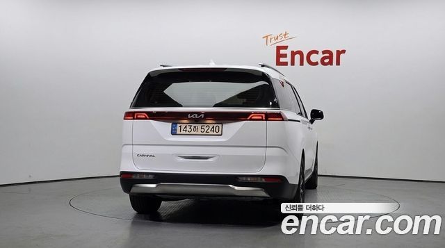 Kia Carnival (IV) Gasoline 9-Seater Signature 2023 — фото 4