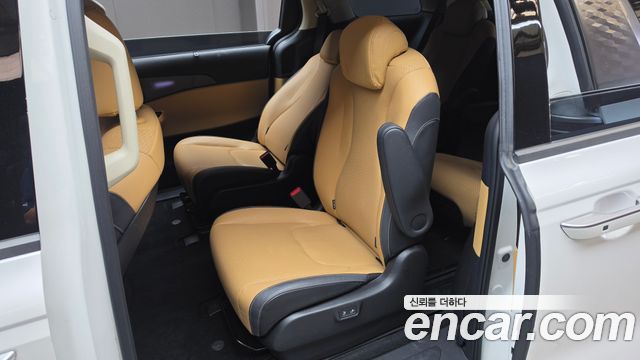 Kia Carnival (IV) Gasoline 9-Seater Signature 2023 — фото 26