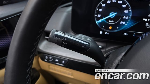 Kia Carnival (IV) Gasoline 9-Seater Signature 2023 — фото 30