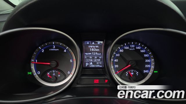 Hyundai Santa Fe (DM) Diesel(e-VGT) 2.0 2WD Premium 2014 — фото 8