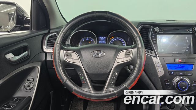Hyundai Santa Fe (DM) Diesel(e-VGT) 2.0 2WD Premium 2014 — фото 13