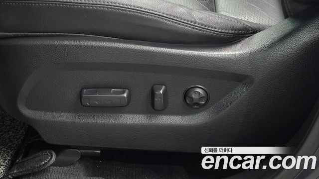 Hyundai Santa Fe (DM) Diesel(e-VGT) 2.0 2WD Premium 2014 — фото 18