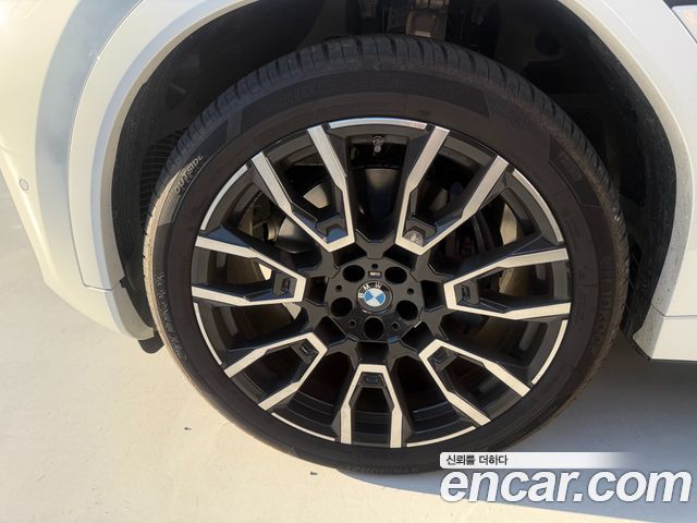 BMW X6 (G06) xDrive40i M Sport 2025 — фото 5