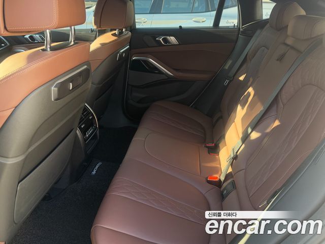 BMW X6 (G06) xDrive40i M Sport 2025 — фото 7