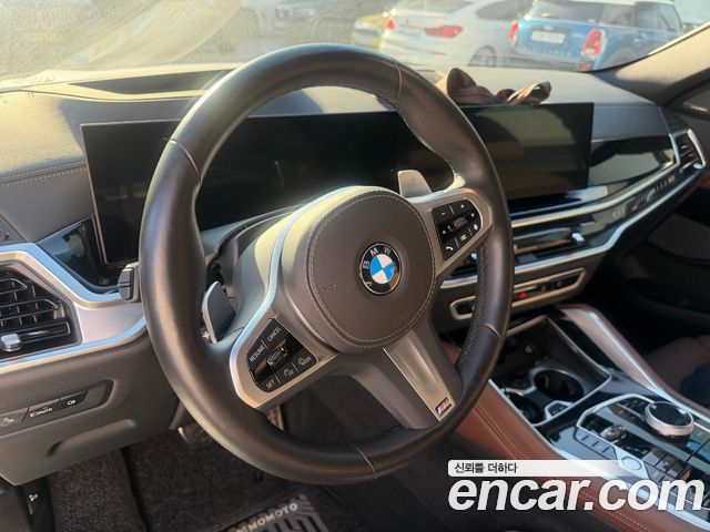 BMW X6 (G06) xDrive40i M Sport 2025 — фото 8