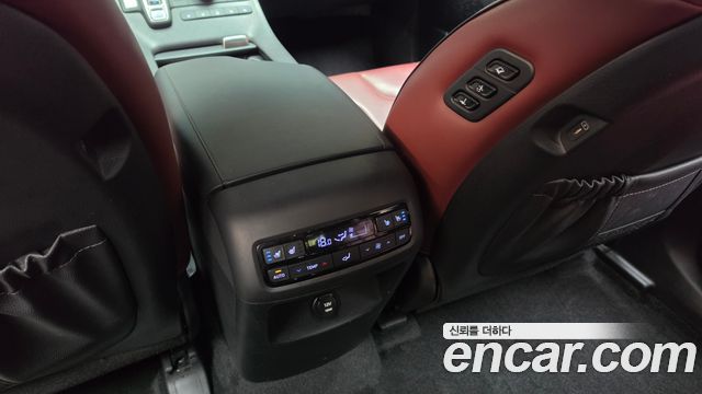Hyundai Palisade Diesel 2.2 2WD Prestige 2023 — фото 32