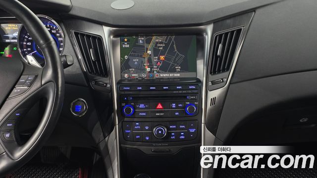 Hyundai Sonata The Brilliant CVVL Premium 2013 — фото 18