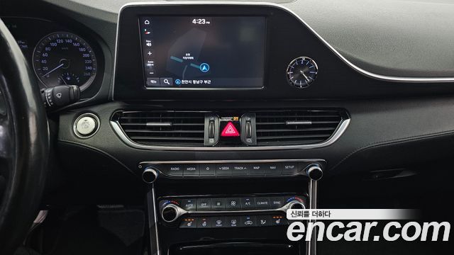 Hyundai Grandeur (IG) 3.0 Modren Basic (Rental car) 2018 — фото 16