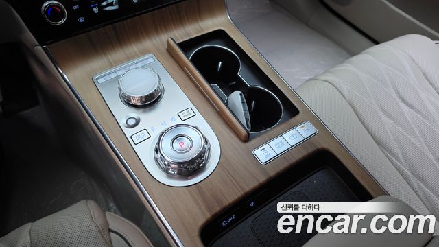 Genesis G80 (RG3) Gasoline 2.5 Turbo AWD 2025 — фото 9