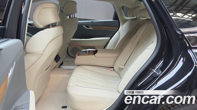 Genesis G80 (RG3) Gasoline 2.5 Turbo AWD 2025 — фото 26