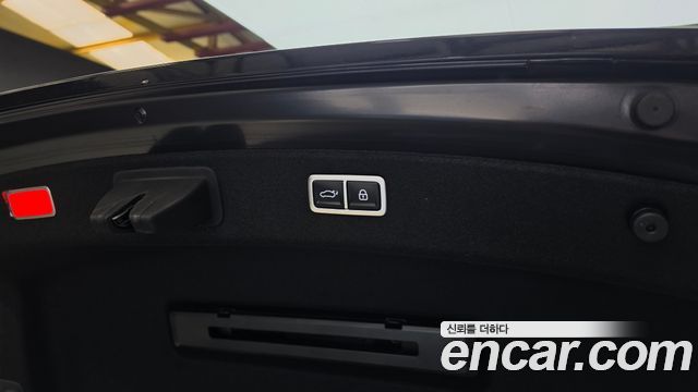 Genesis G80 (RG3) Gasoline 2.5 Turbo AWD 2025 — фото 27