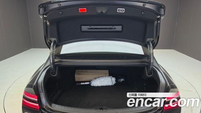Genesis G80 (RG3) Gasoline 2.5 Turbo AWD 2025 — фото 28