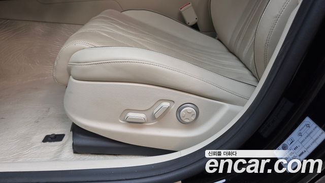 Genesis G80 (RG3) Gasoline 2.5 Turbo AWD 2025 — фото 35