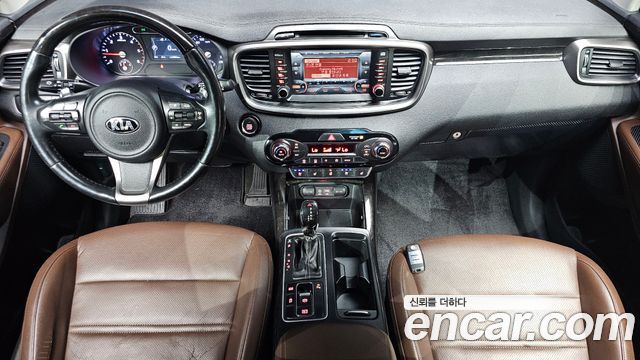 Kia Sorento Diesel 2.0 2WD Noblesse 2016 — фото 7