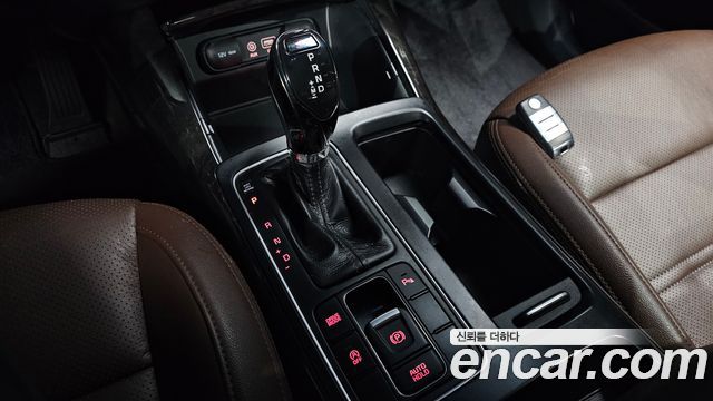 Kia Sorento Diesel 2.0 2WD Noblesse 2016 — фото 9
