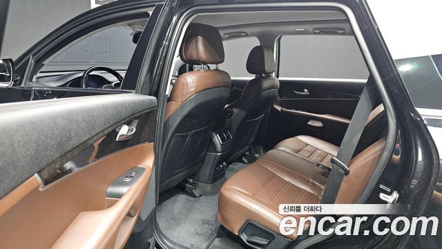 Kia Sorento Diesel 2.0 2WD Noblesse 2016 — фото 12