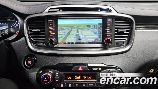 Kia Sorento Diesel 2.0 2WD Noblesse 2016 — фото 14