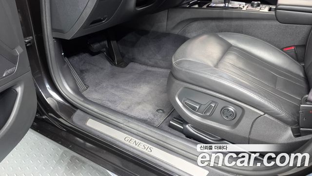 Genesis G80 3.3 GDI AWD Premium Luxury 2019 — фото 20