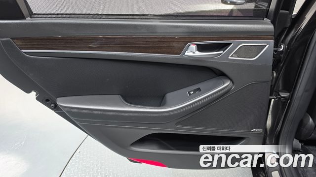 Genesis G80 3.3 GDI AWD Premium Luxury 2019 — фото 25