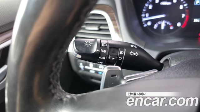 Genesis G80 3.3 GDI AWD Premium Luxury 2019 — фото 32