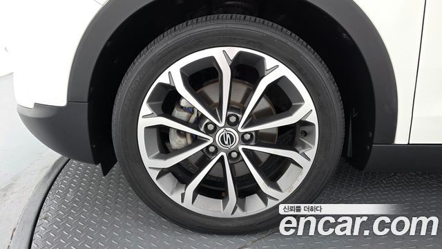 KG Mobility (SsangYong) Tivoli LX 2WD 2017 — фото 5