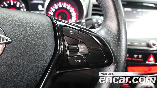 KG Mobility (SsangYong) Tivoli LX 2WD 2017 — фото 18