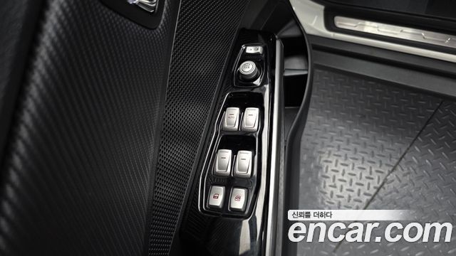 KG Mobility (SsangYong) Tivoli LX 2WD 2017 — фото 19